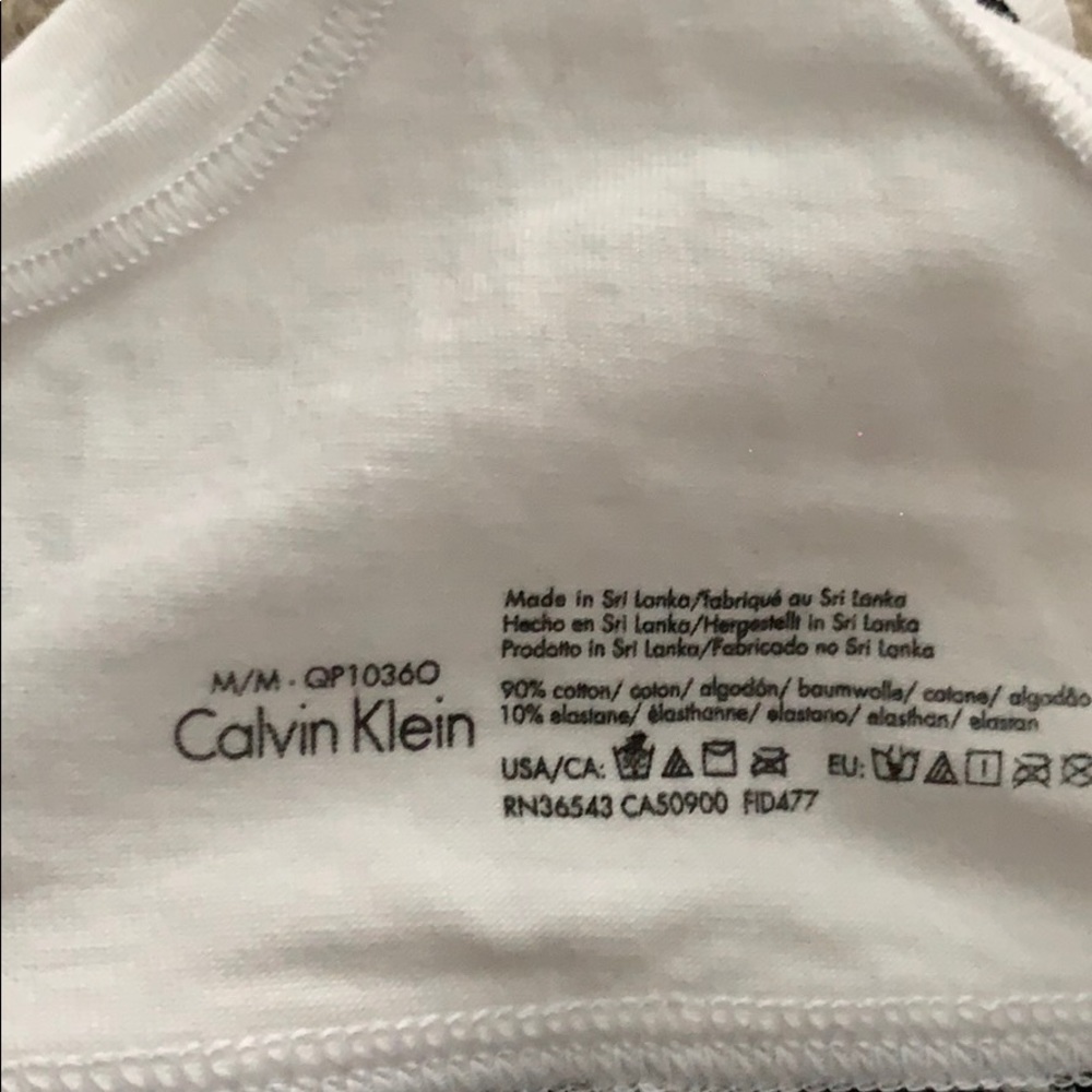 Calvin Klein sports bra NWT - Picture 3 of 3